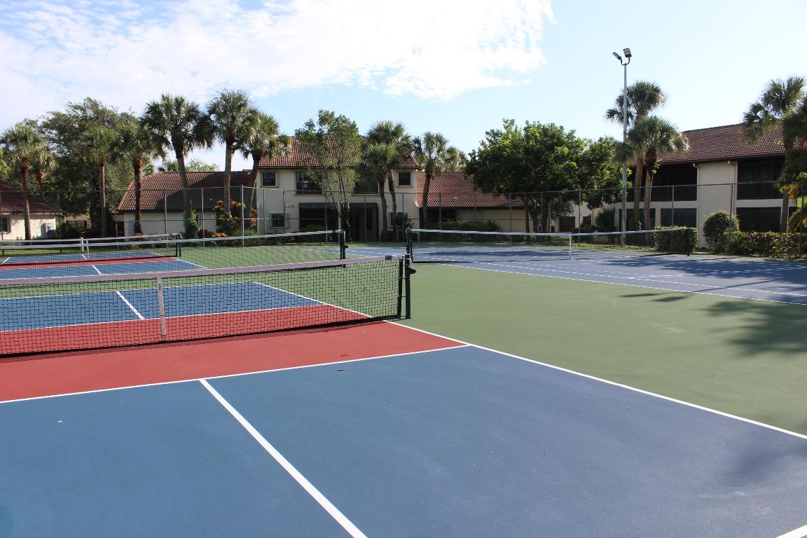 LUCERNE PARK CONDOS 1, 1A, 2 THRU 15 AND 23 THRU 2 - Residential