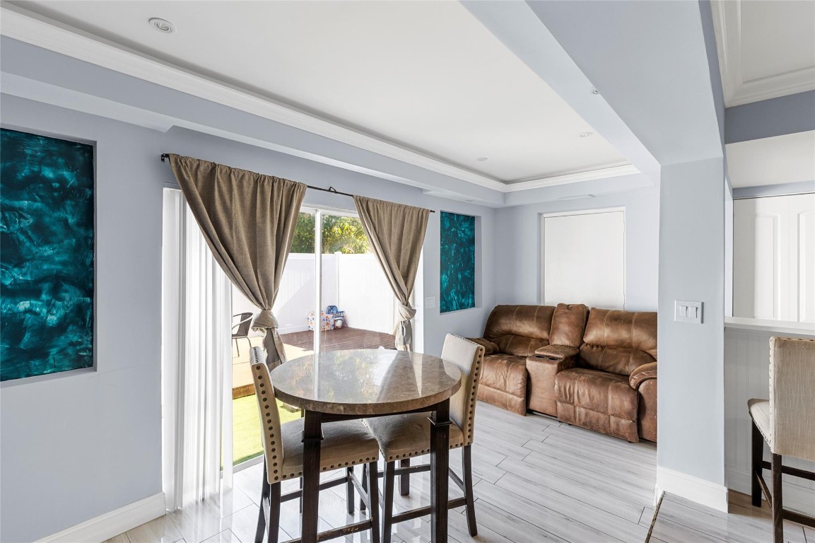 TOWNHOMES OF ORIOLE - Residential