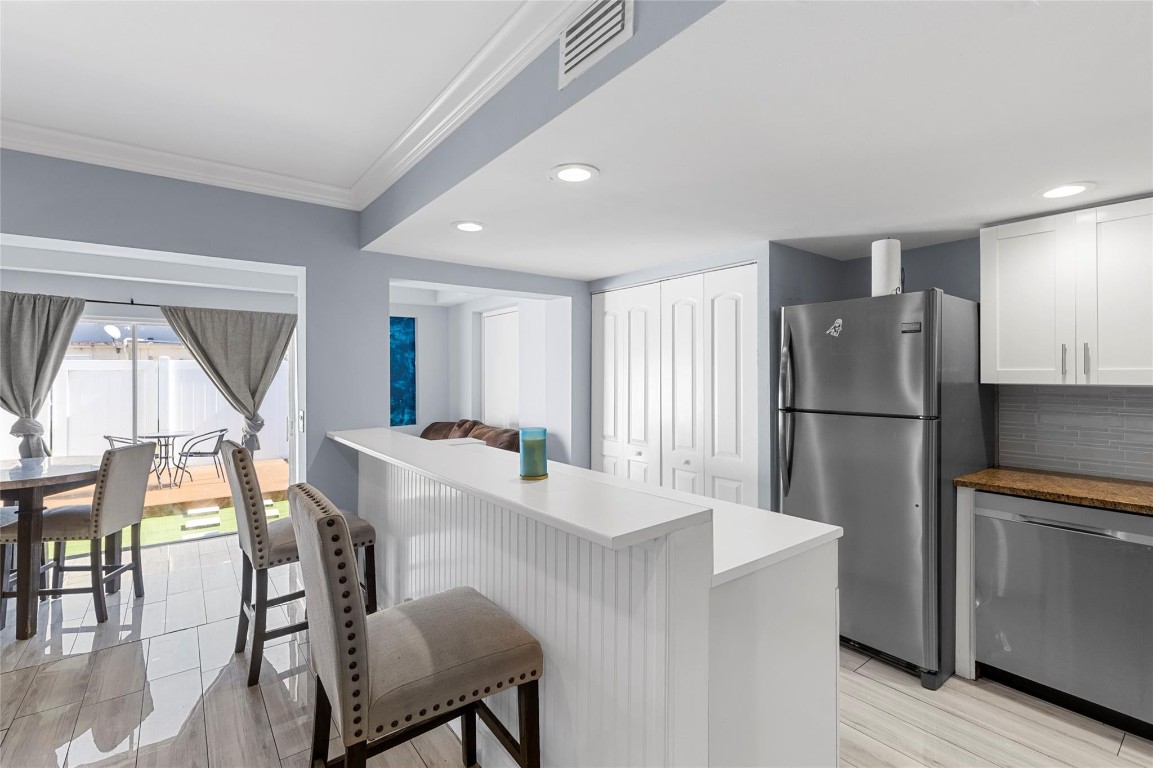 TOWNHOMES OF ORIOLE - Residential