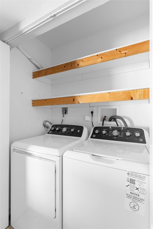 TOWNHOMES OF ORIOLE - Residential