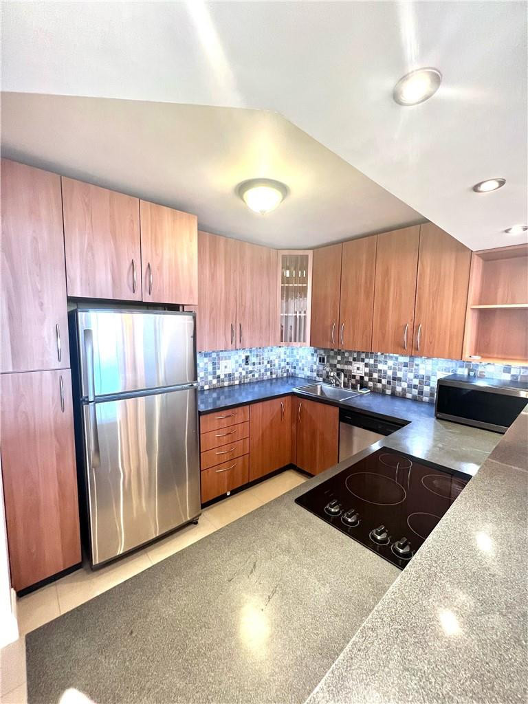600 Three Islands Boulevard 1108