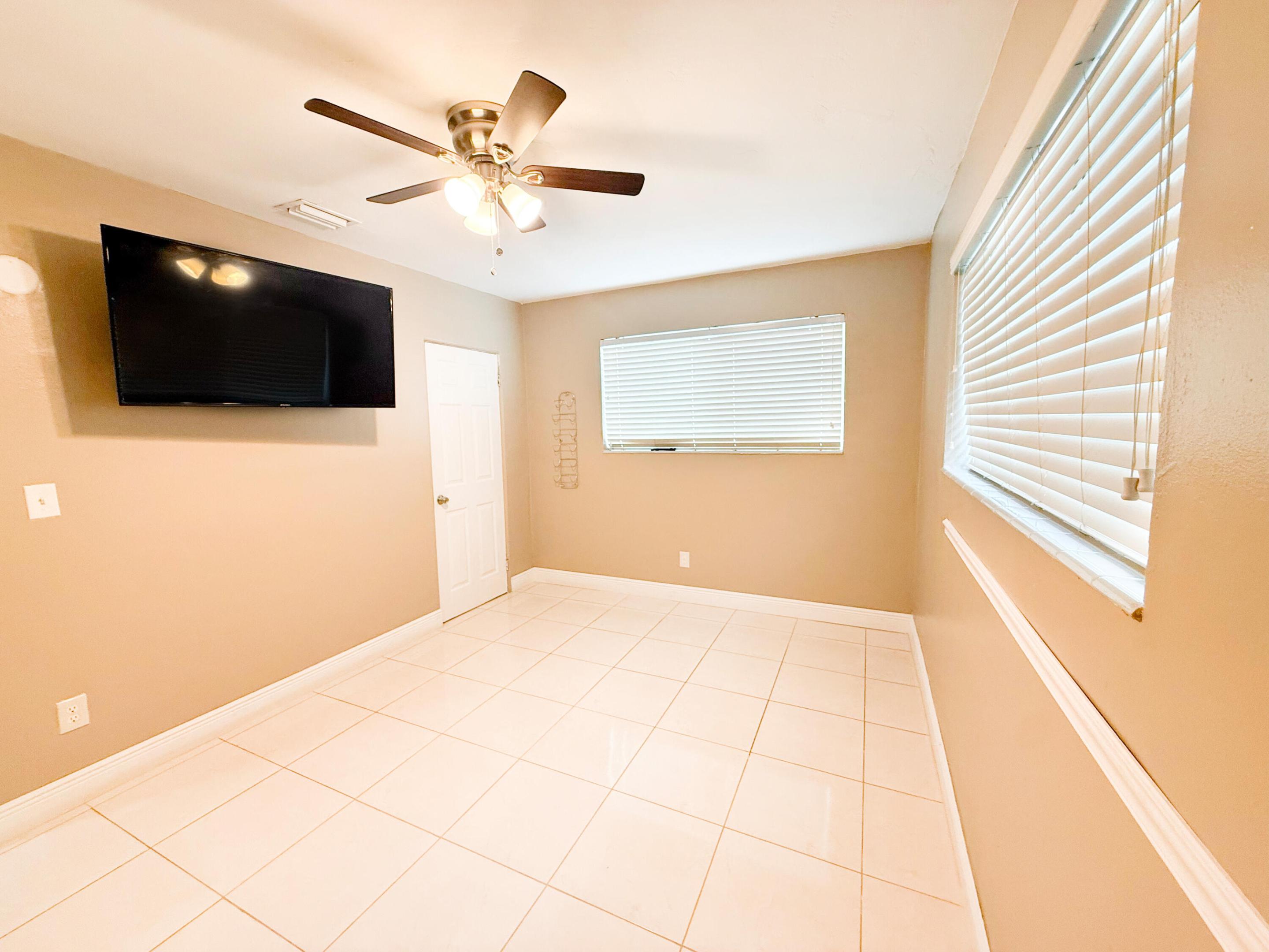 SIERRA MIRADA - Residential Lease