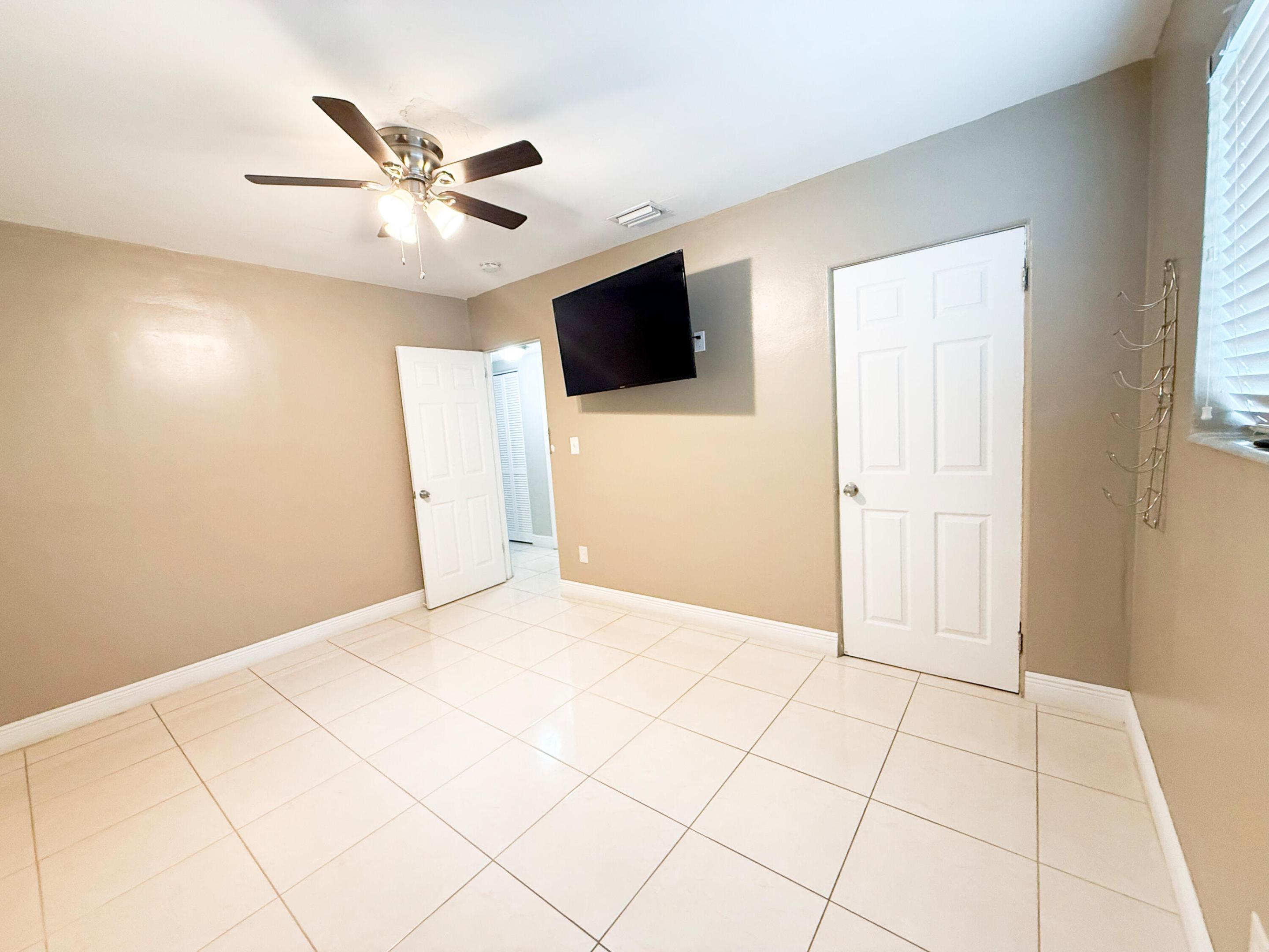 SIERRA MIRADA - Residential Lease