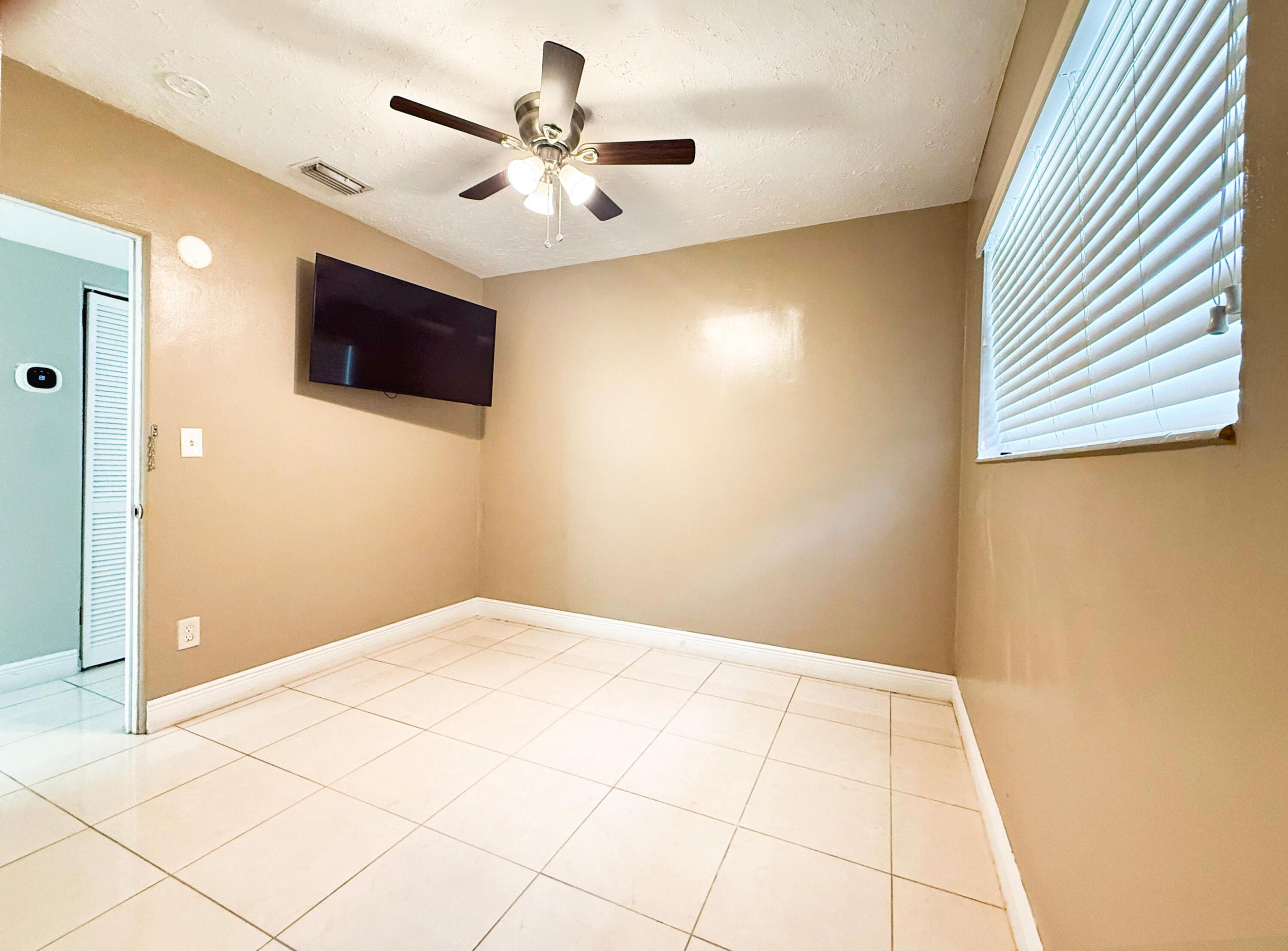 SIERRA MIRADA - Residential Lease