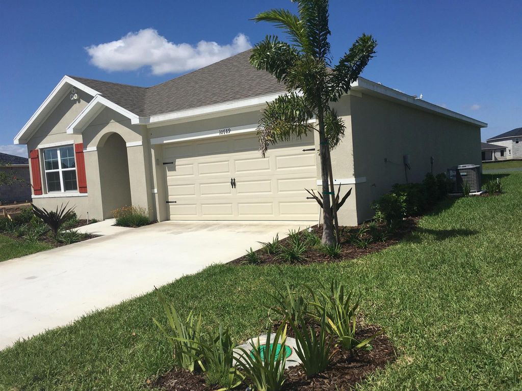Photo of 10789 SW Cremona Way, Port Saint Lucie, FL 34987 (MLS # R11083823)