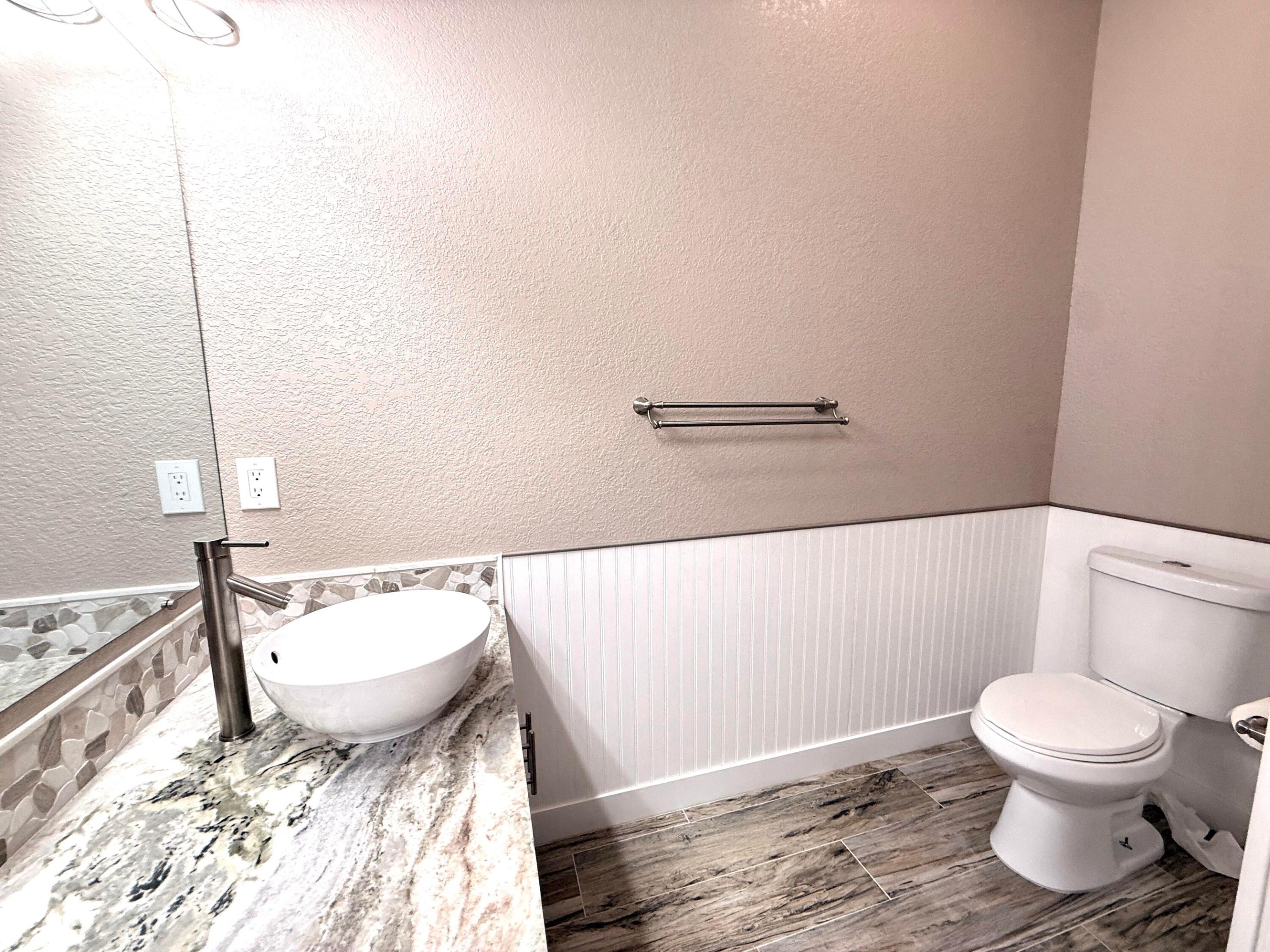 31-42-41~ W 204.6 FT OF E   4741.2 FT OF S 242.9 F - Residential Lease