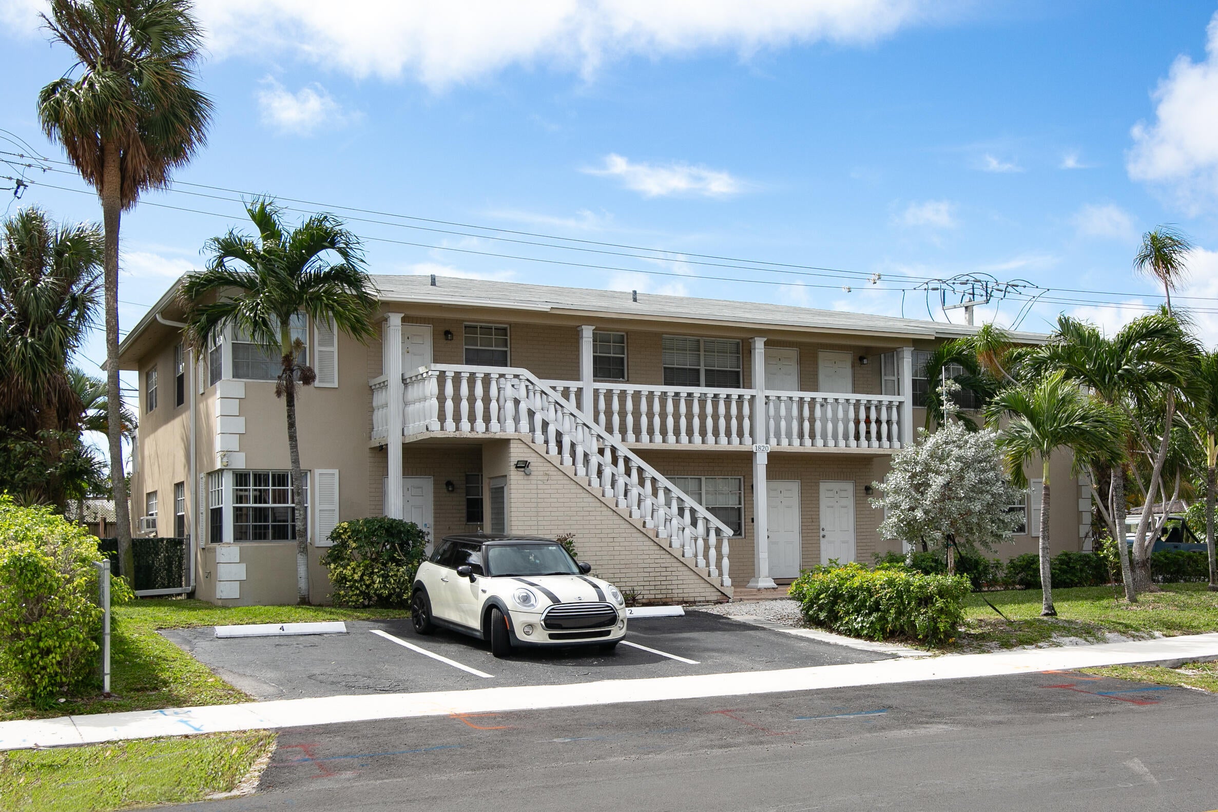 1820 NE 56th Street #1-6