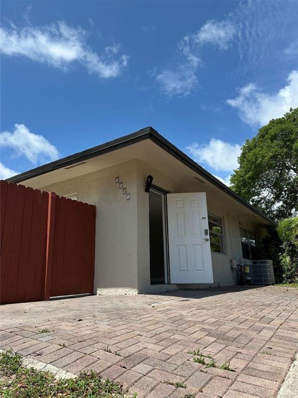 Photo of 3101 NW 3rd Avenue, Pompano Beach, FL 33064 (MLS # F10518091)