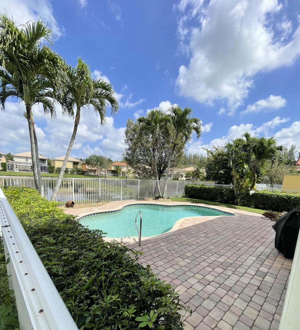 Photo of 8097 Via Bolzano, Lake Worth, FL 33467 (MLS # R11077134)