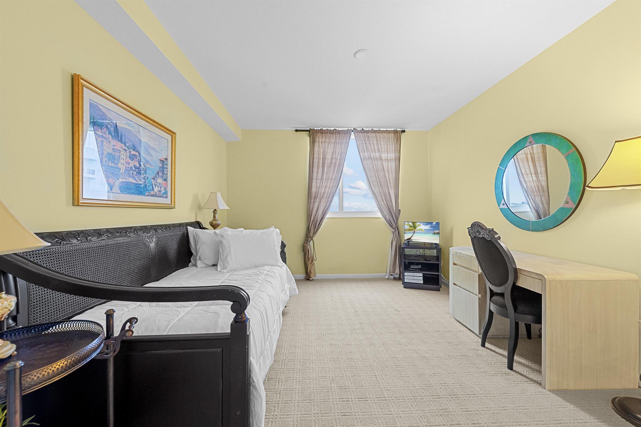 SLADE CONDO - Residential Lease