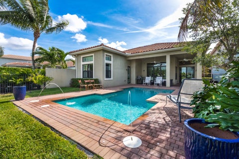 Featured picture for the property R10982926