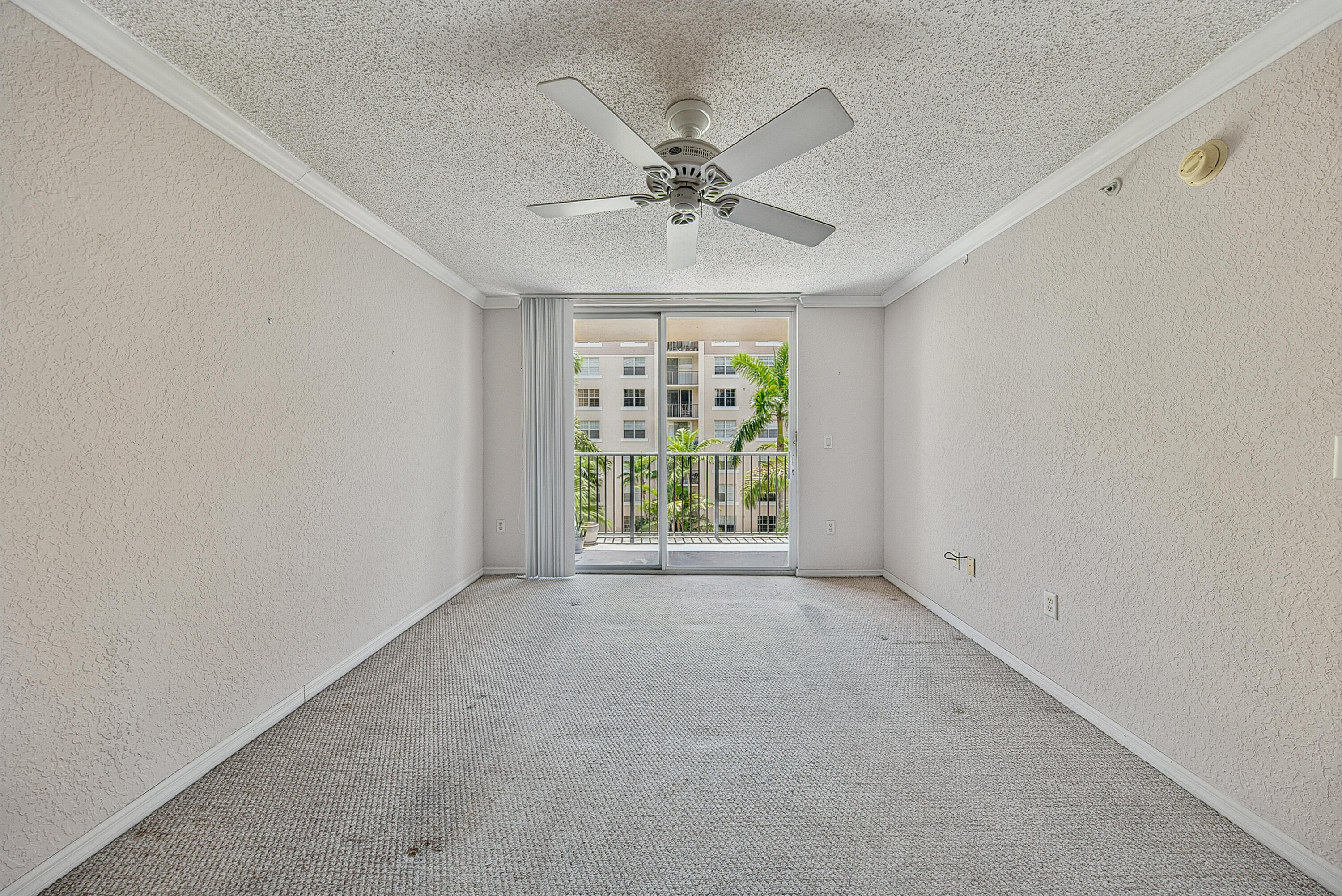 1801 N FLAGLER Drive 631