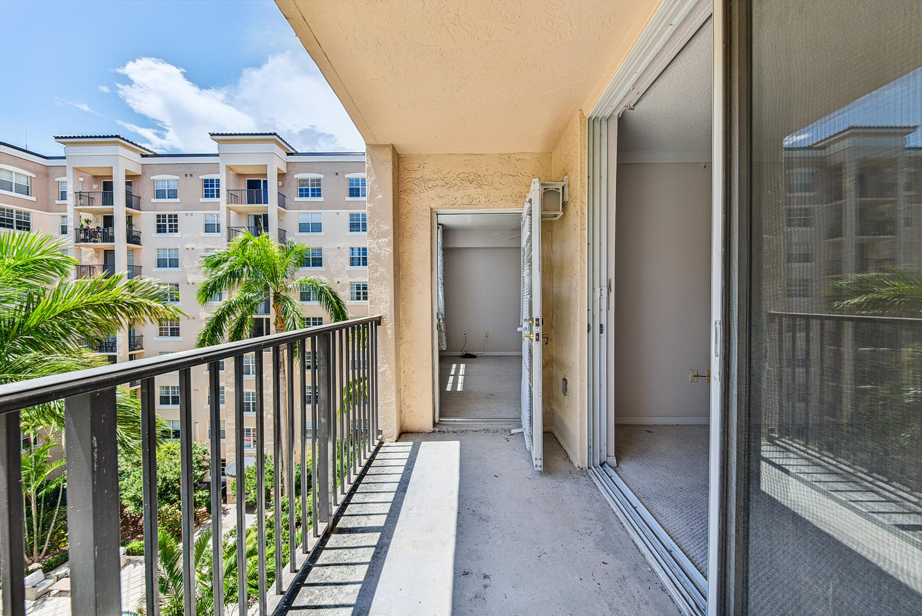 1801 N FLAGLER Drive 631