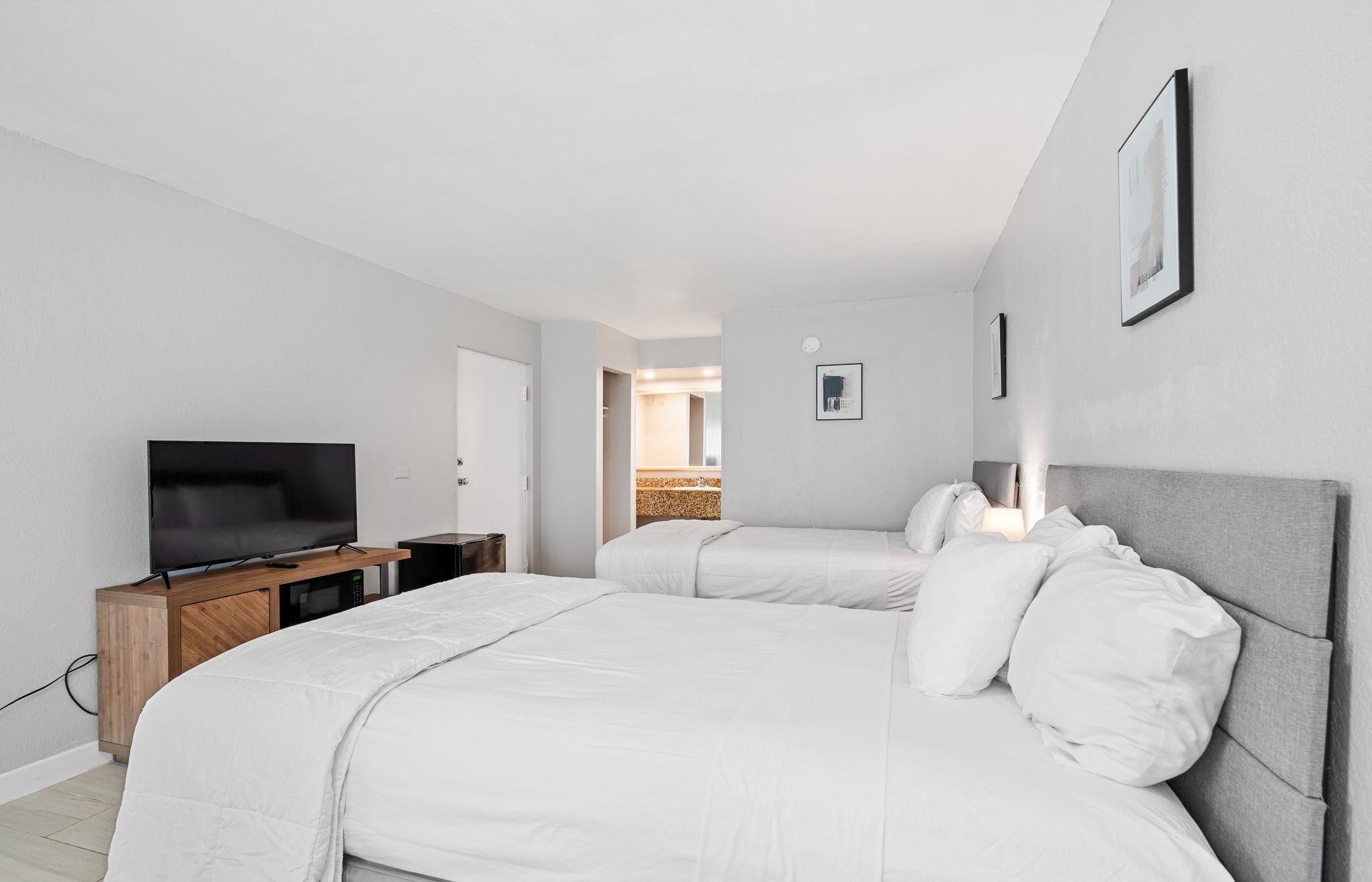 Colonial Square 114-32 B - Residential Lease