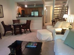 ST ANDREWS AT POLO CLUB CONDO - Residential