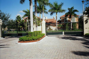 ST ANDREWS AT POLO CLUB CONDO - Residential