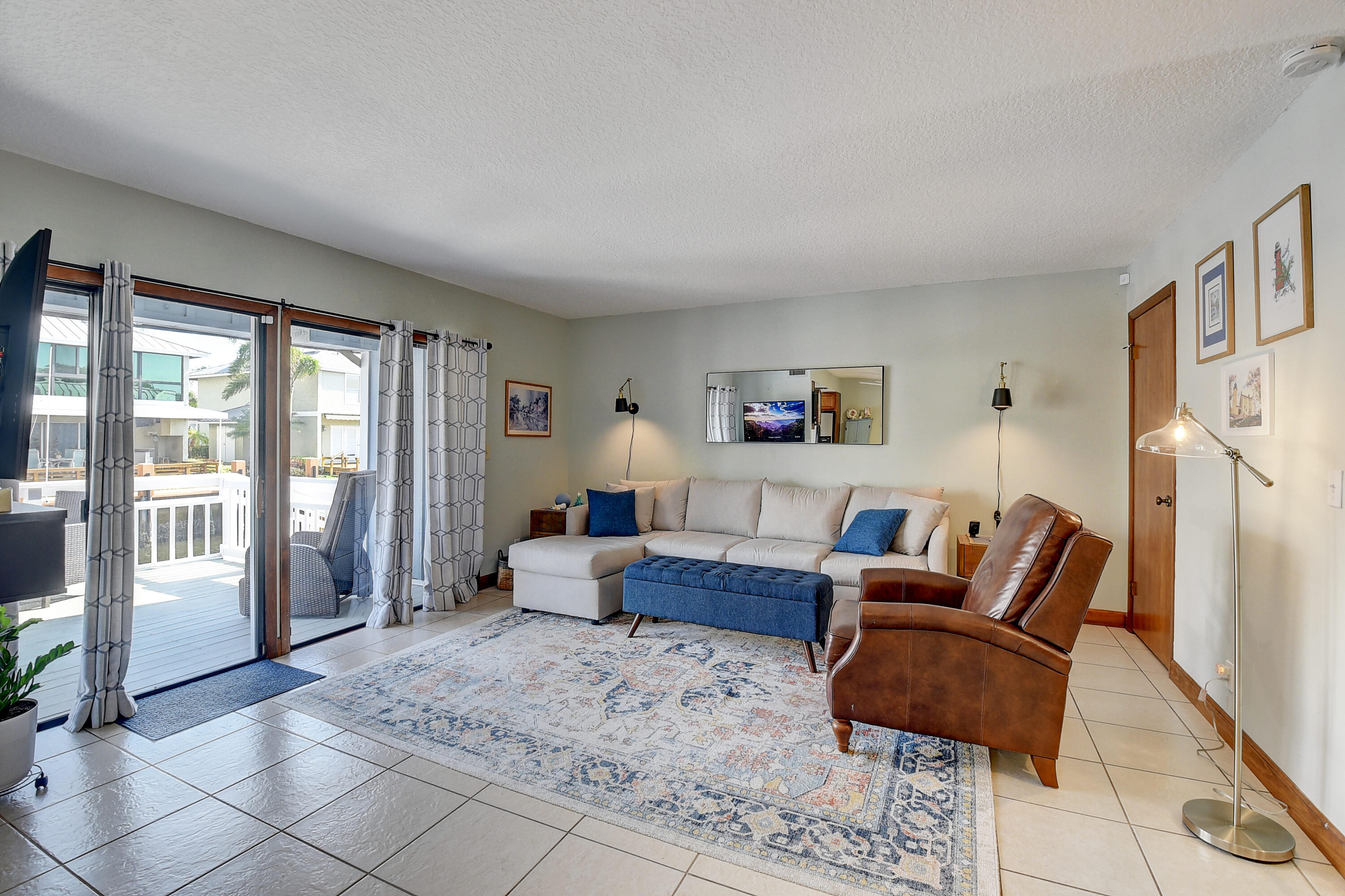 Lake Vista - Residential