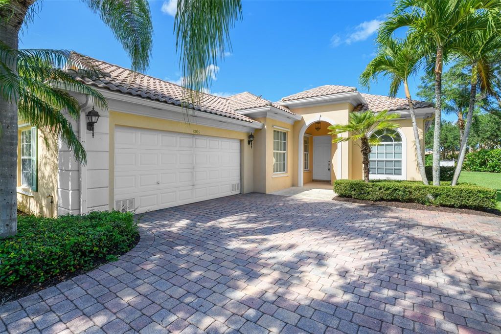 Photo of 8019 Nevis Place, Wellington, FL 33414 (MLS # F10515351)
