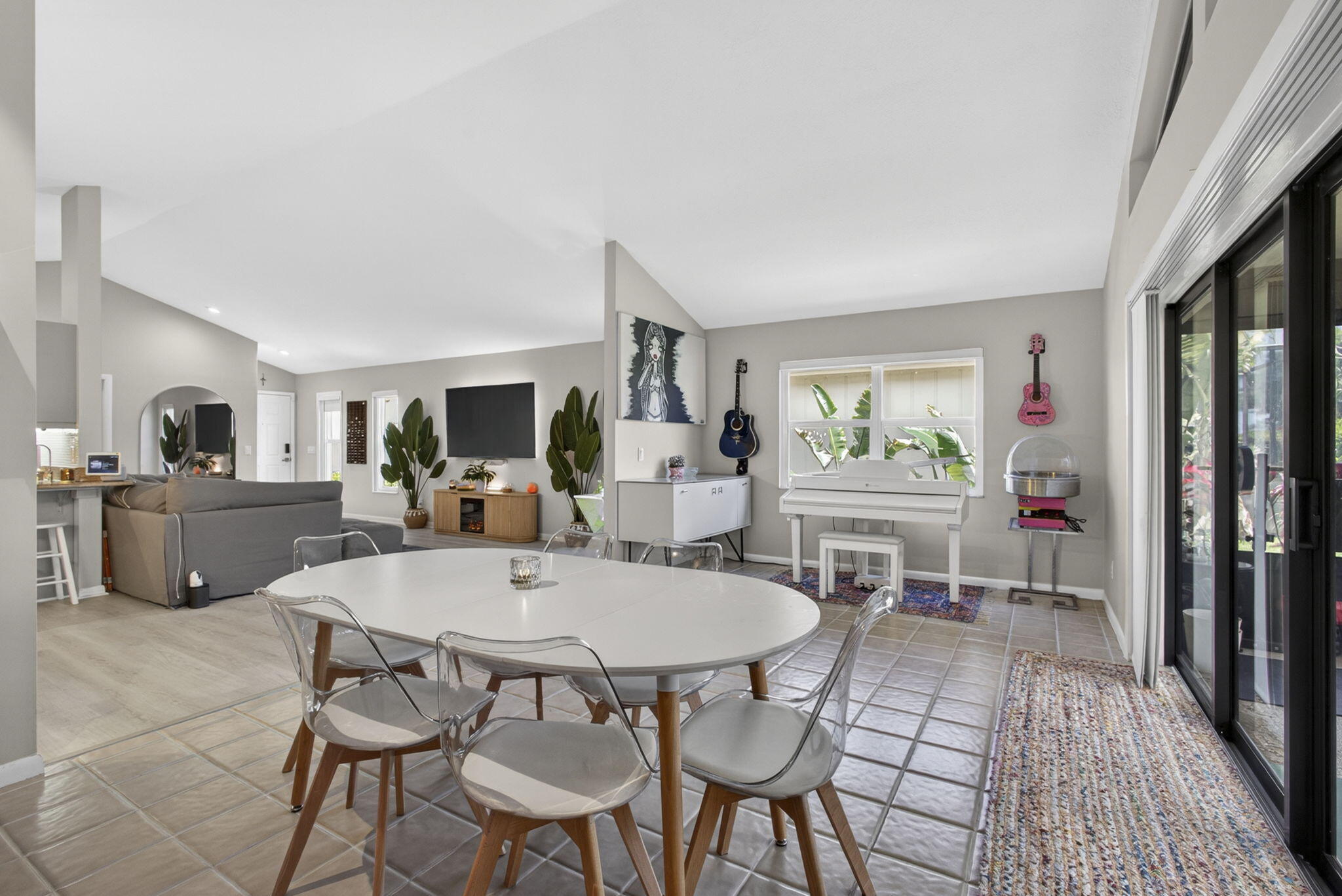 FRANKLIN WOOD AT HERITAGE RIDGE - Residential