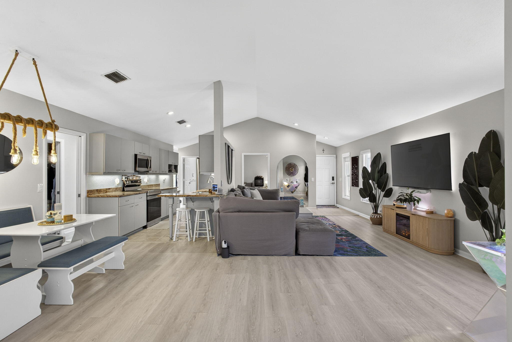 FRANKLIN WOOD AT HERITAGE RIDGE - Residential