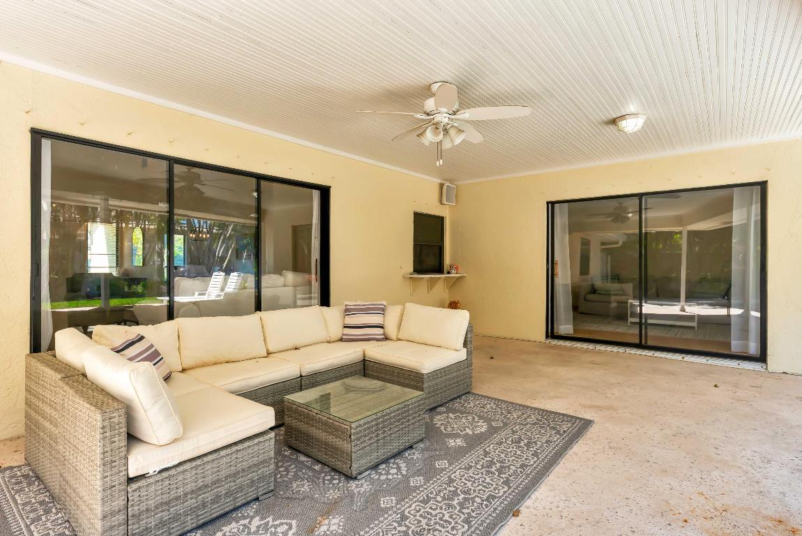 TEQUESTA PINES - Residential