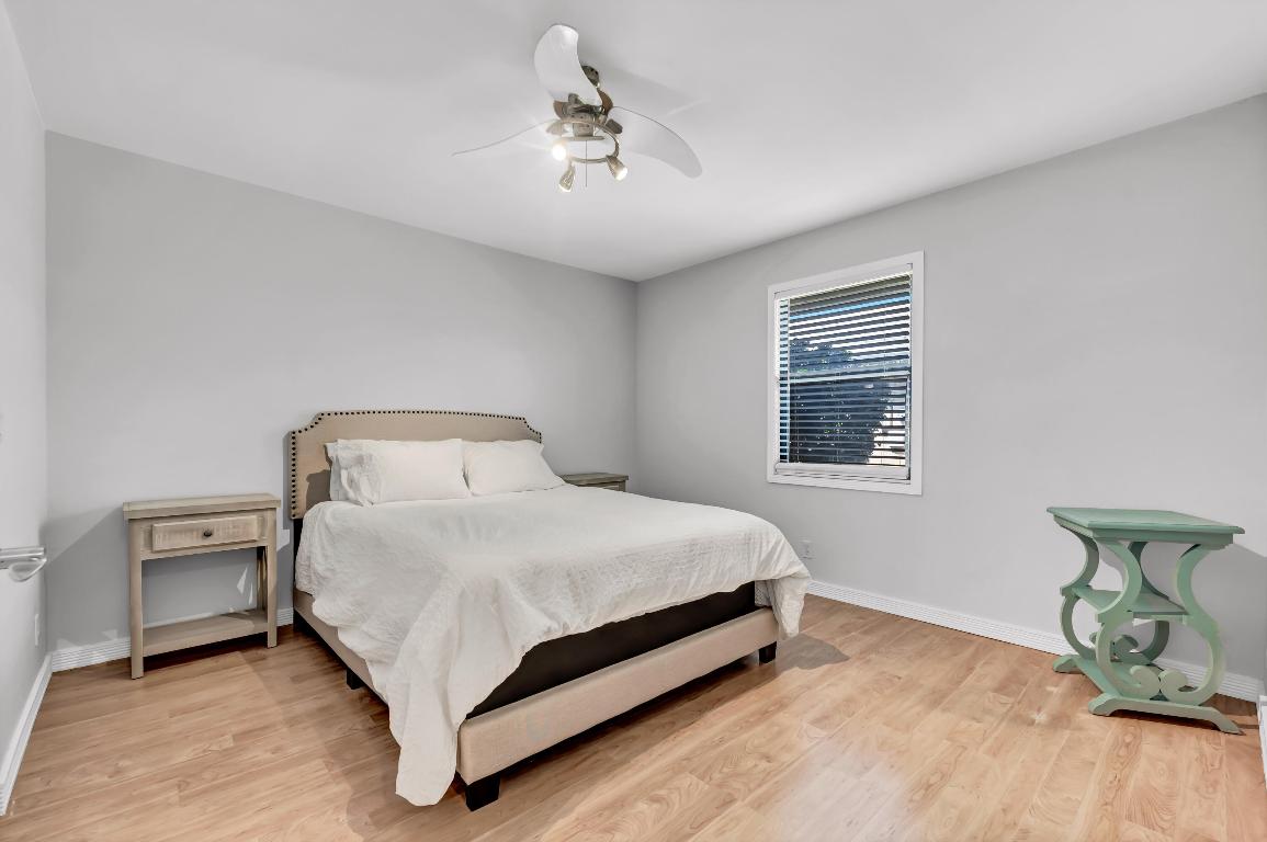 TEQUESTA PINES - Residential