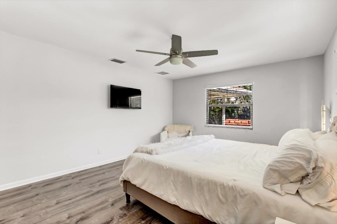 TEQUESTA PINES - Residential