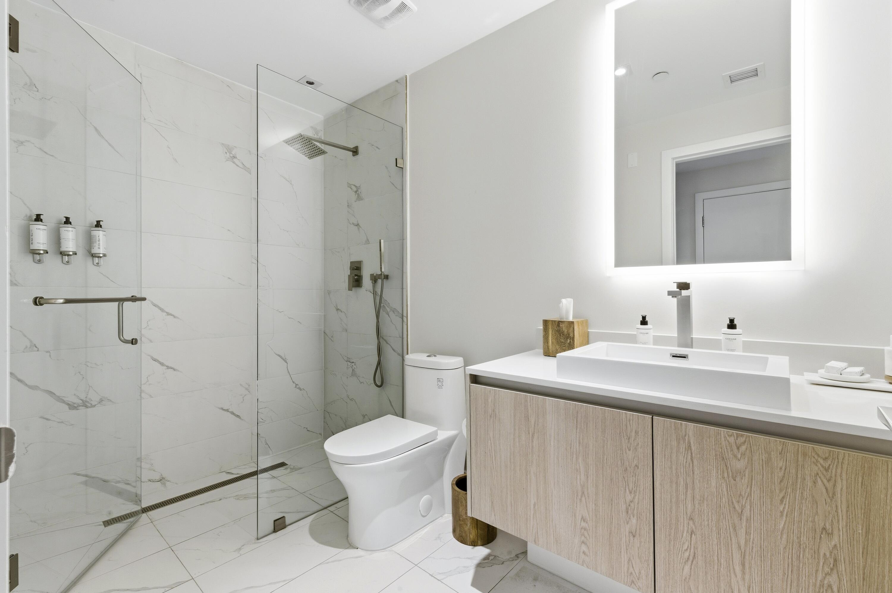 AMRIT OCEAN RESORT 2 CONDO - Residential Lease