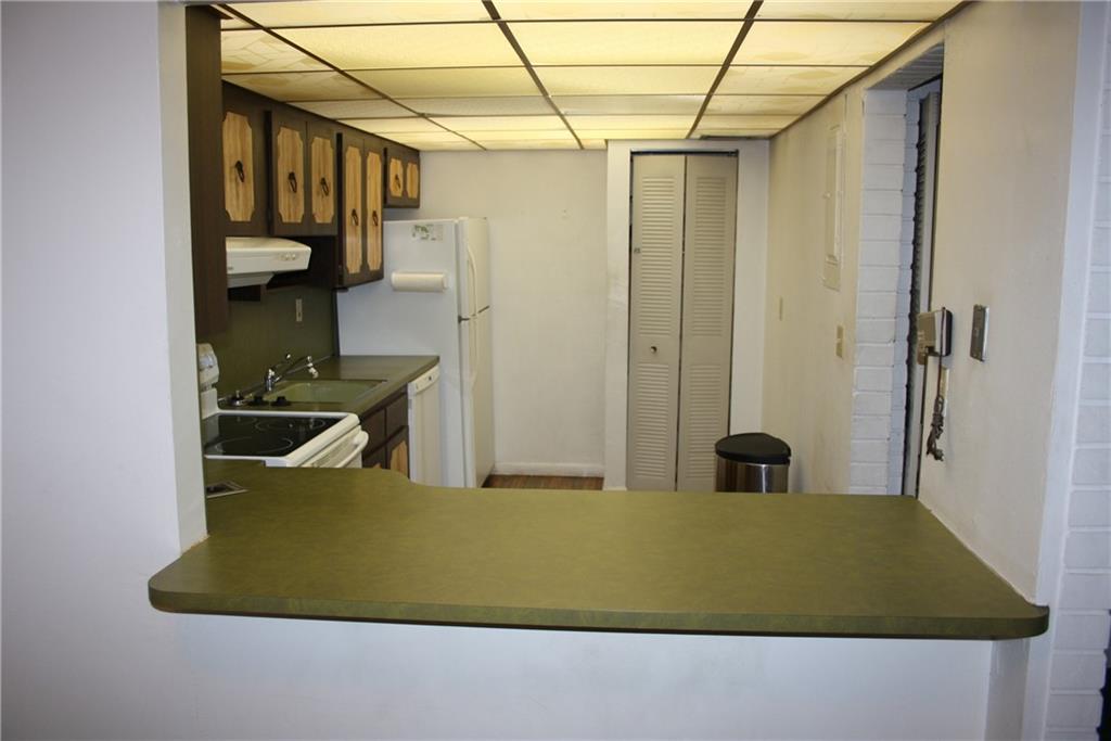 BRENTWOOD TOWNHOMES - Residential