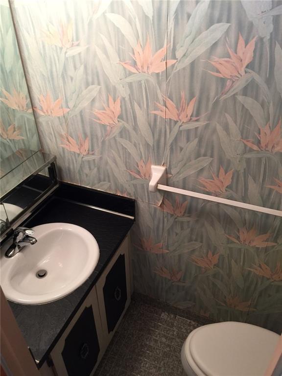 BRENTWOOD TOWNHOMES - Residential