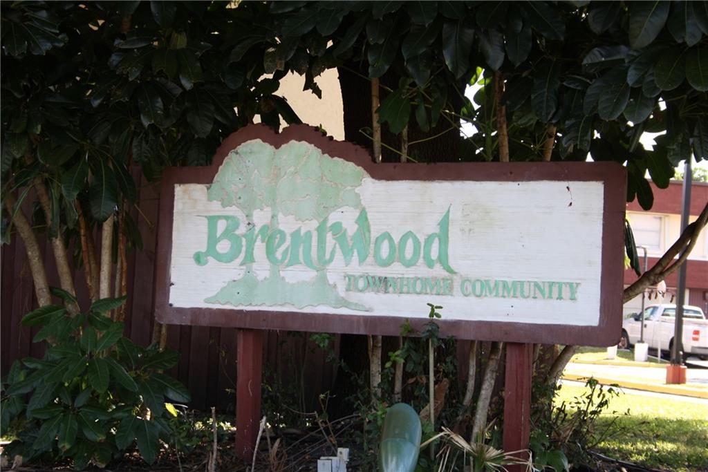 BRENTWOOD TOWNHOMES - Residential