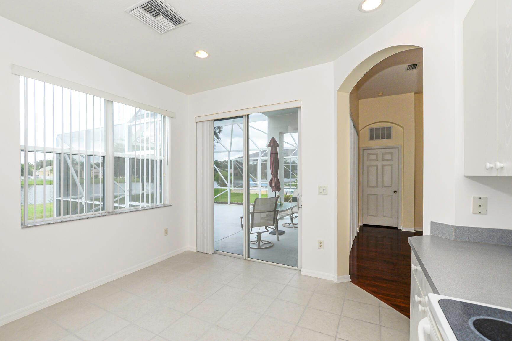 LAKEFOREST AT ST LUCIE WE - Residential Lease