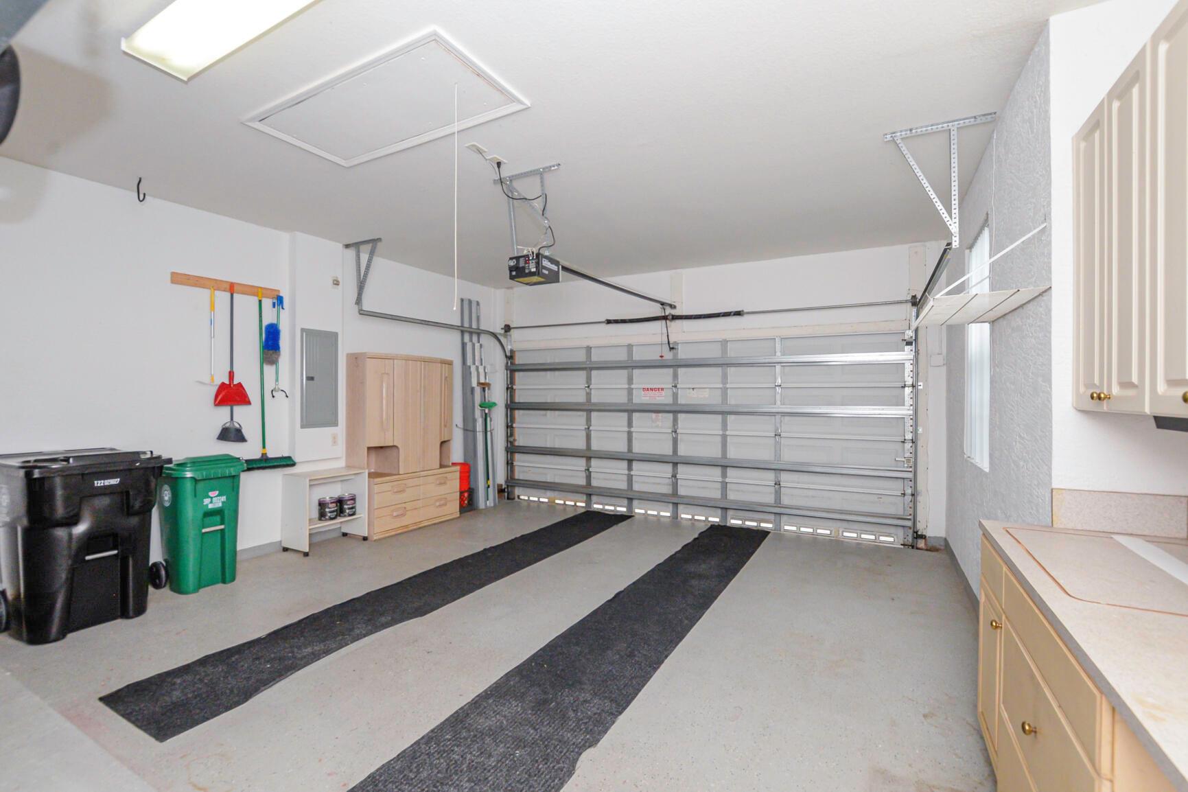 LAKEFOREST AT ST LUCIE WE - Residential Lease