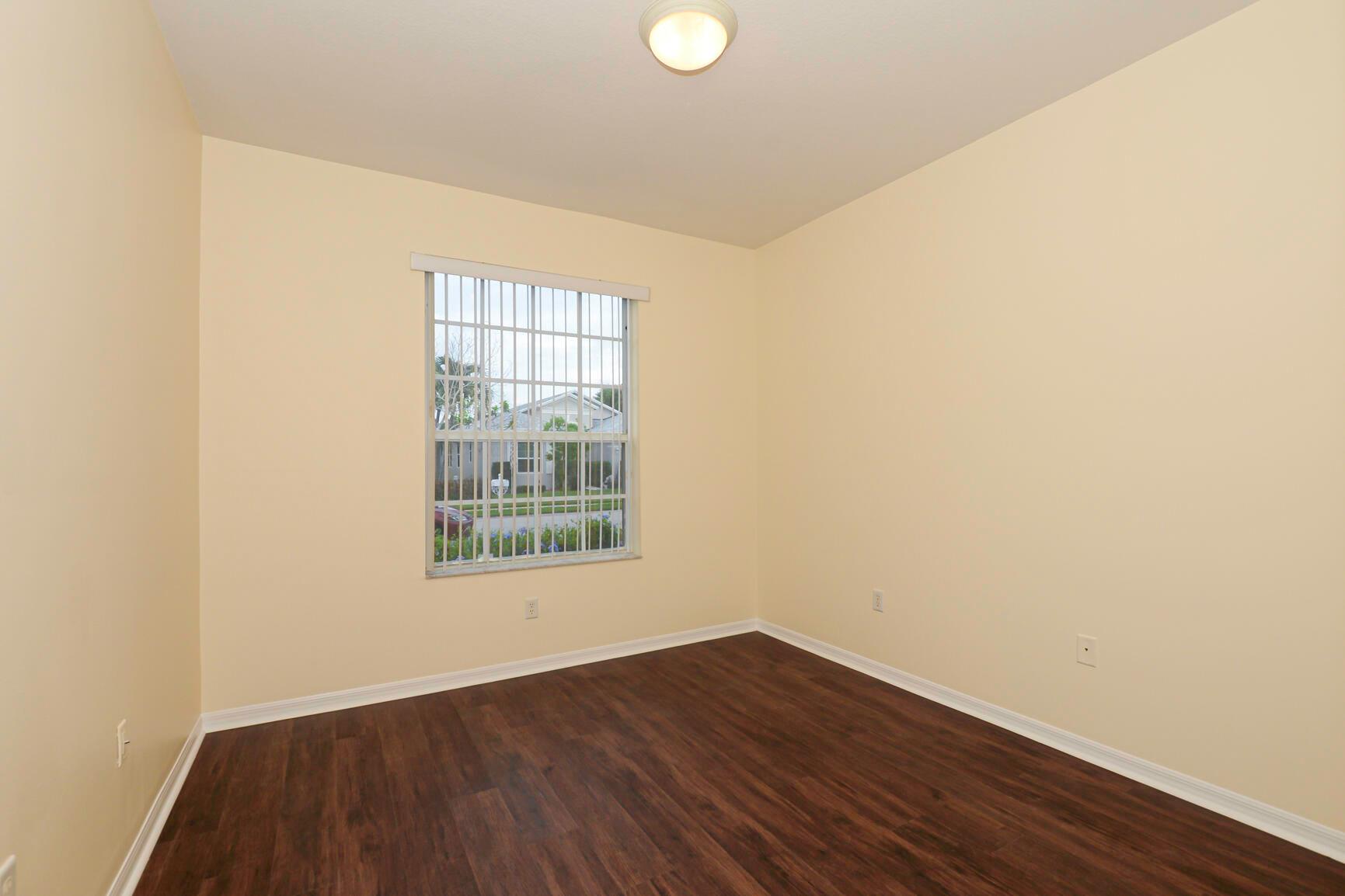 LAKEFOREST AT ST LUCIE WE - Residential Lease