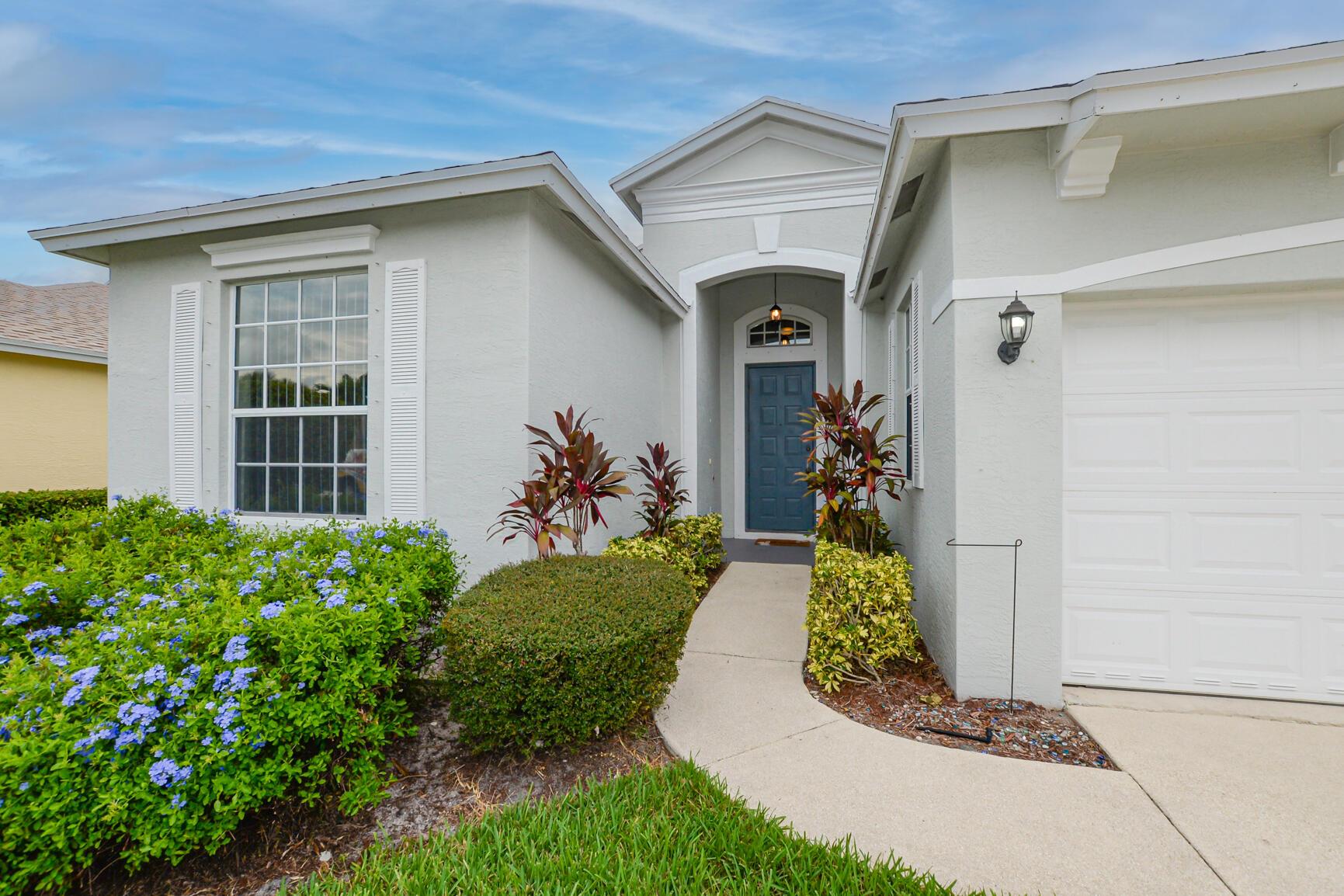 LAKEFOREST AT ST LUCIE WE - Residential Lease