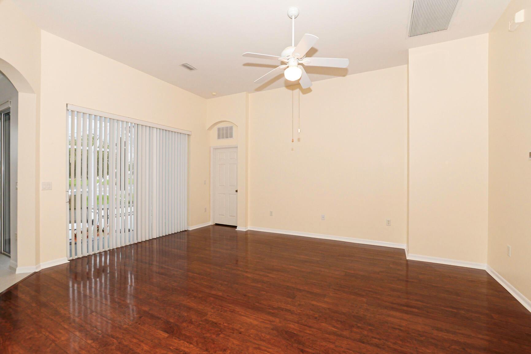 LAKEFOREST AT ST LUCIE WE - Residential Lease