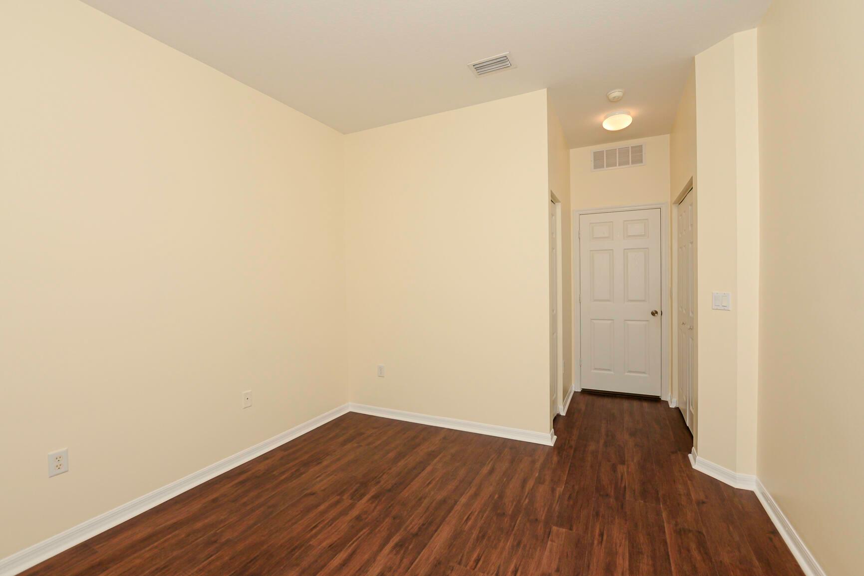 LAKEFOREST AT ST LUCIE WE - Residential Lease
