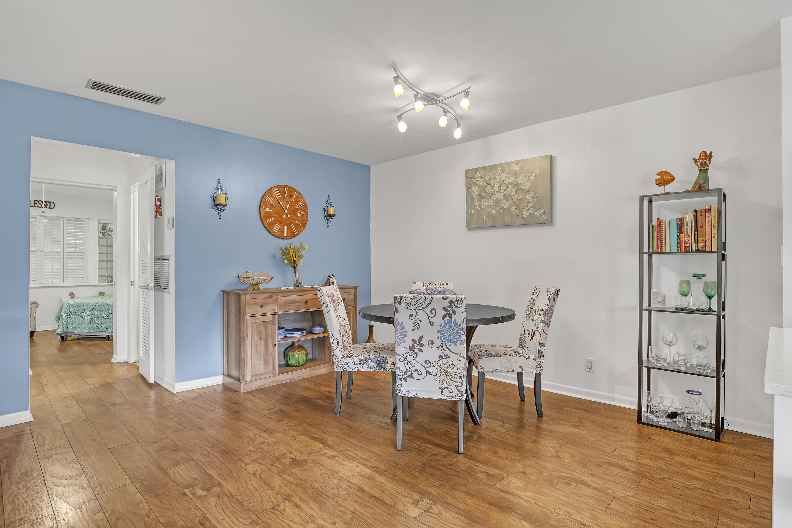 HIGH POINT WEST CONDO 2 - Residential