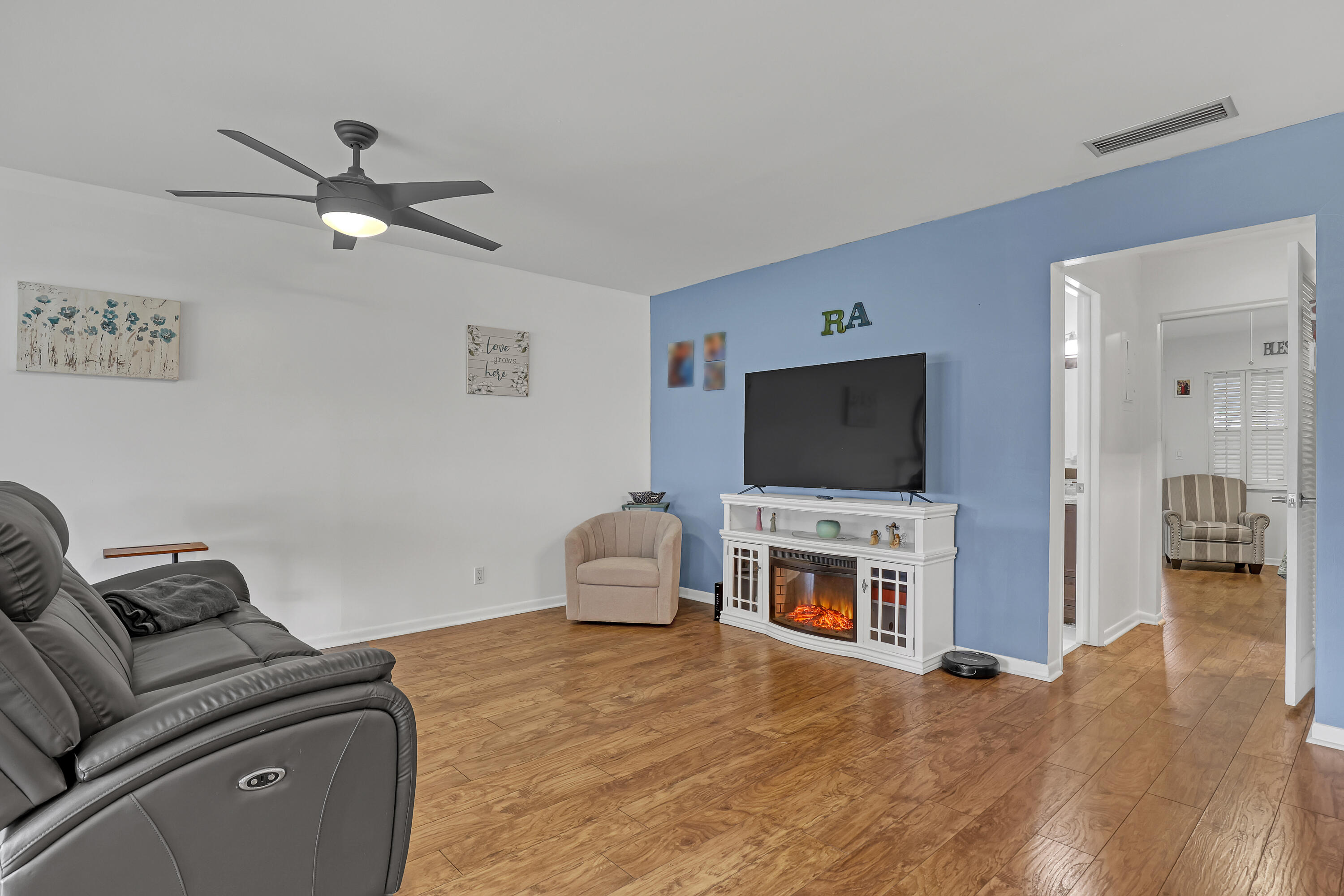 HIGH POINT WEST CONDO 2 - Residential