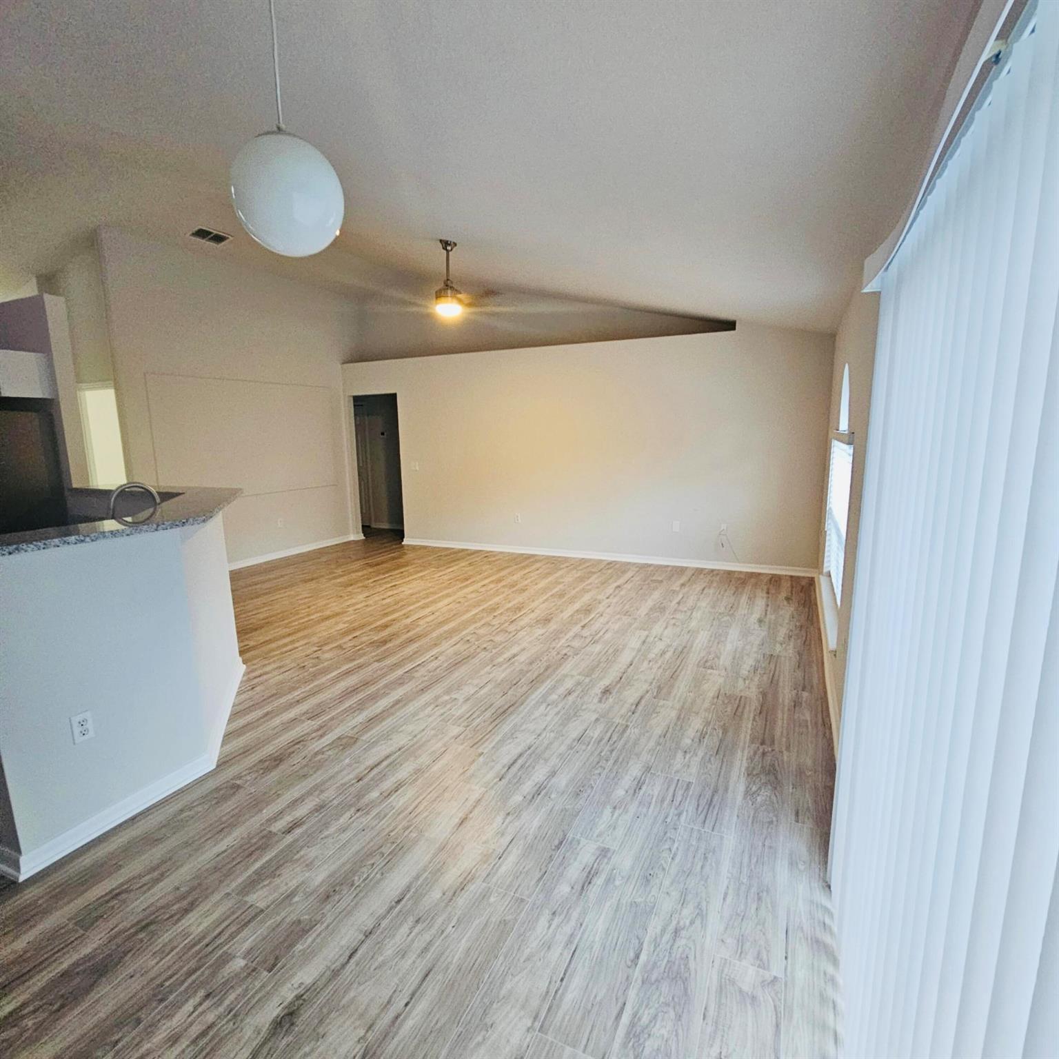 VERO LAKE ESTATES UNIT N - Residential