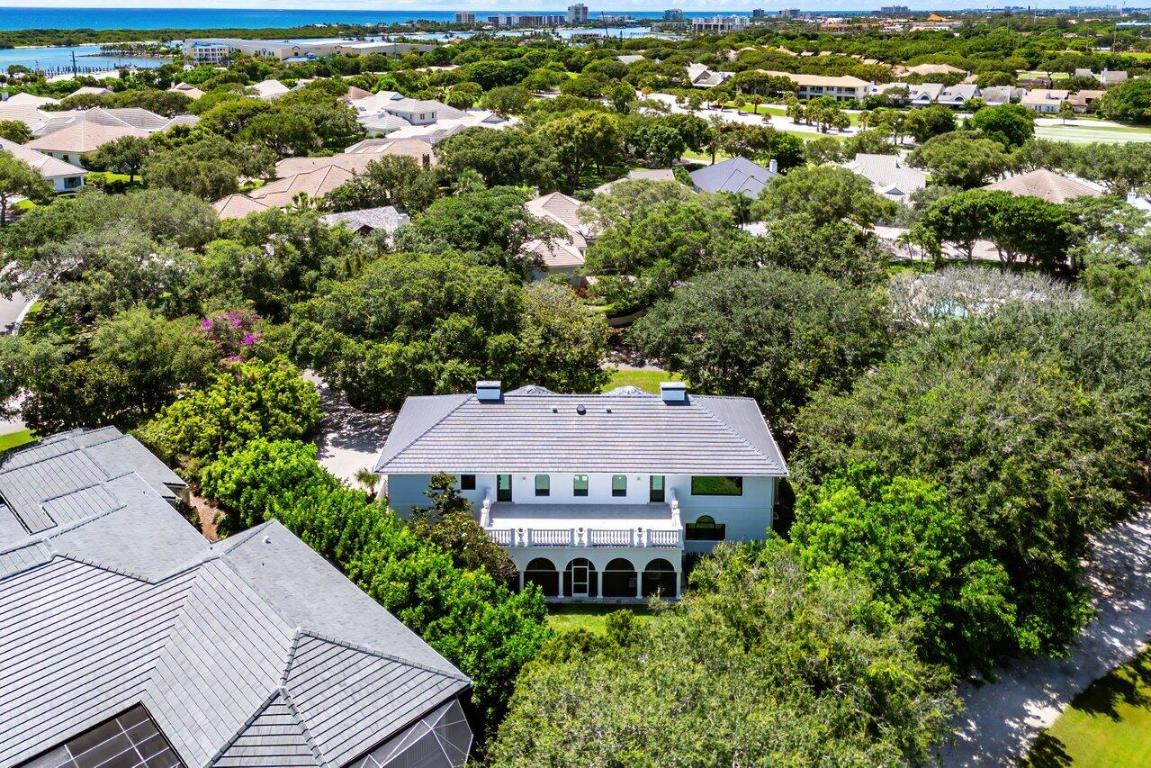 JUPITER HILLS - Residential