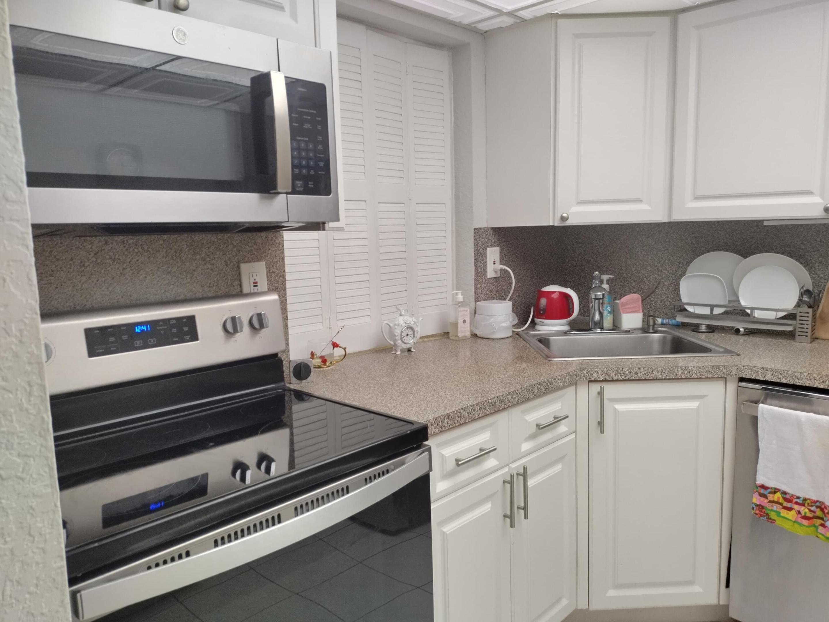 2101 Atlantic Shores Boulevard 117