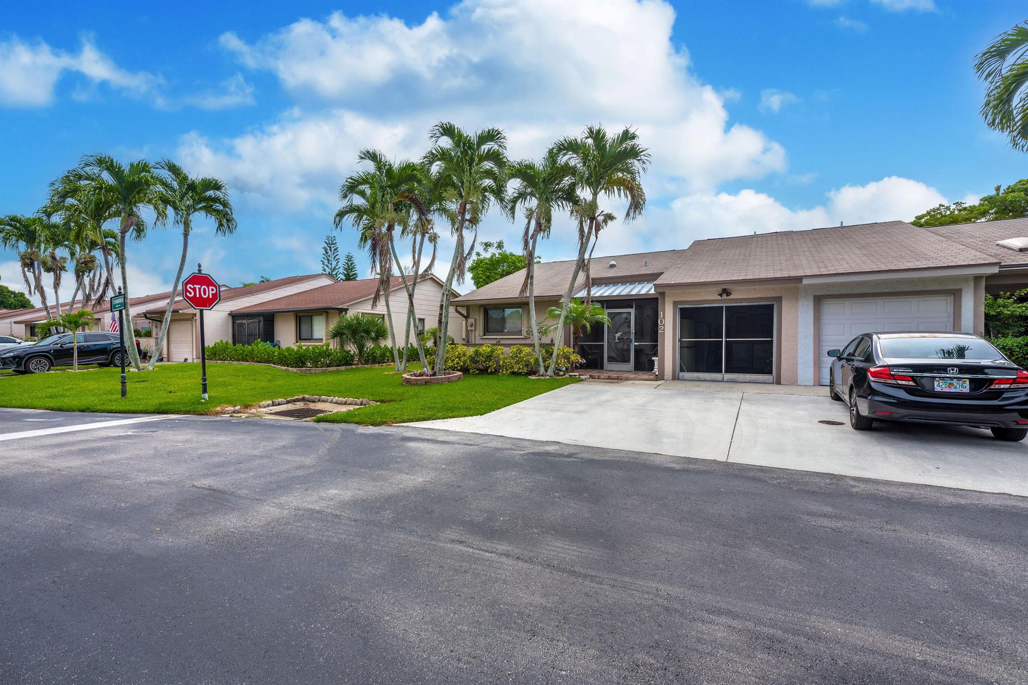 102 Mayfair Lane H2