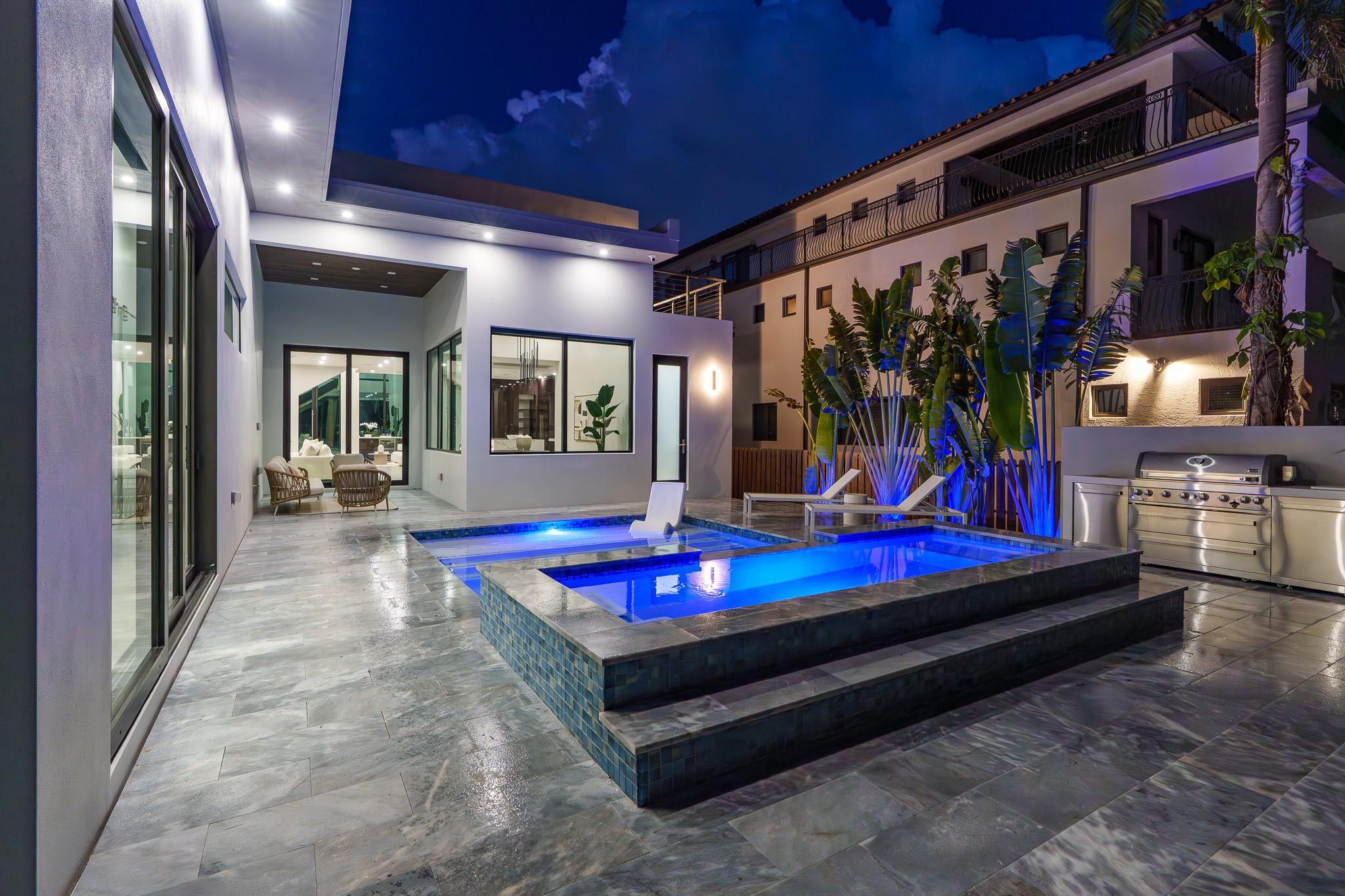 LAUDERDALE - Residential