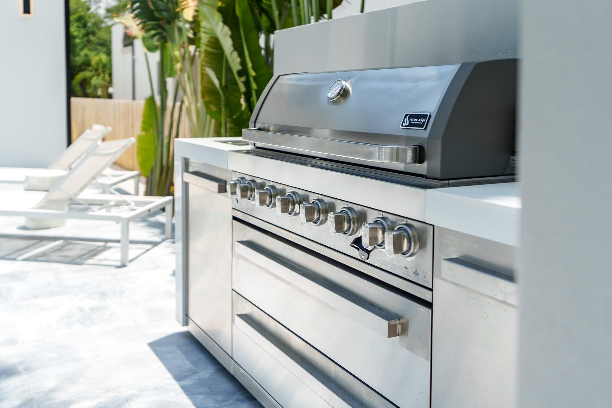 LAUDERDALE - Residential