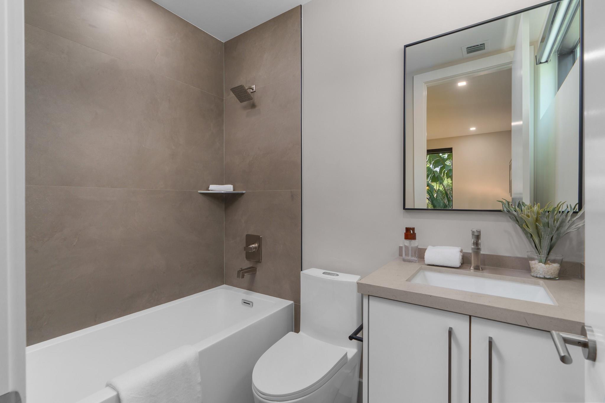 LAUDERDALE - Residential