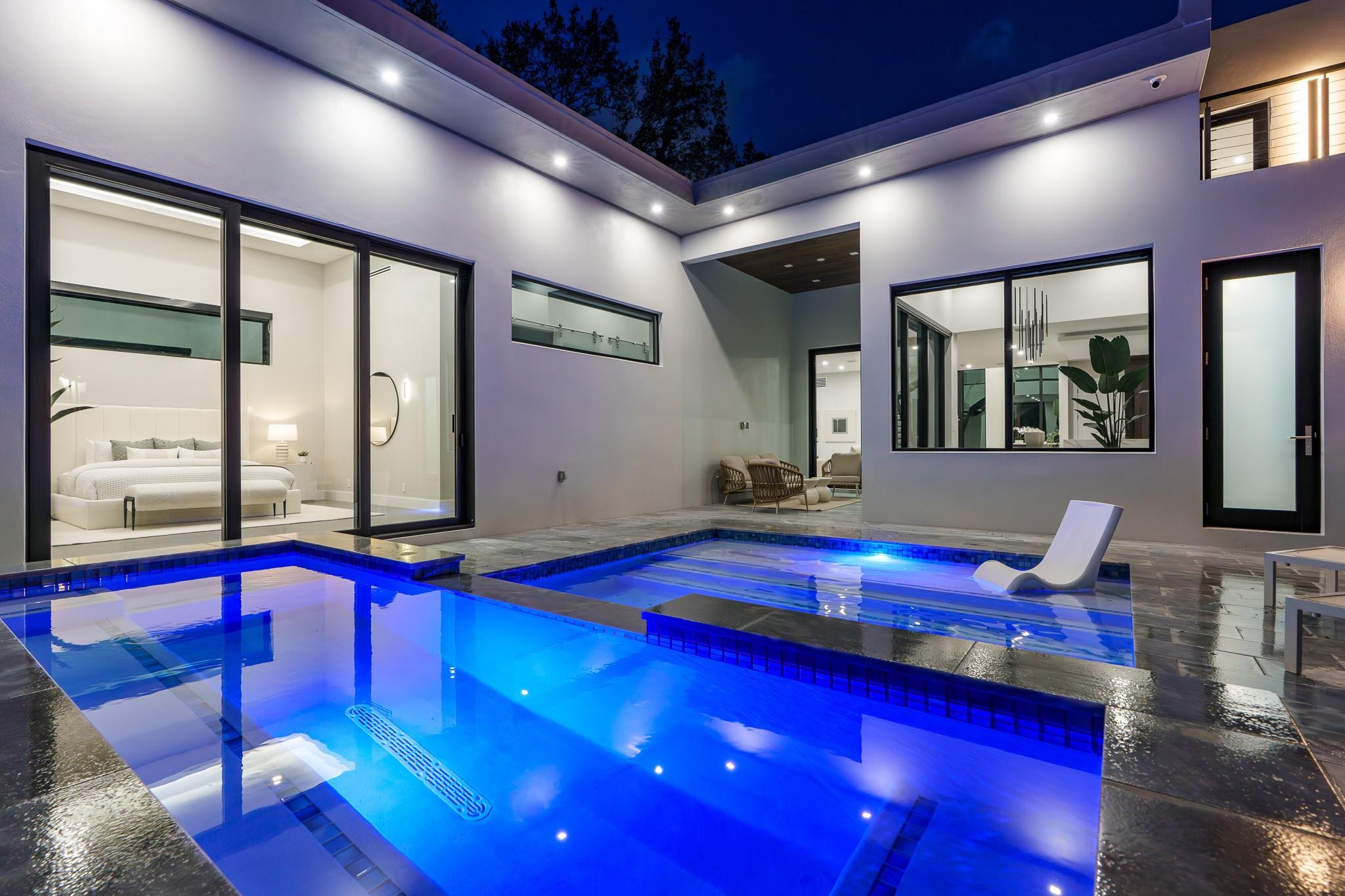 LAUDERDALE - Residential