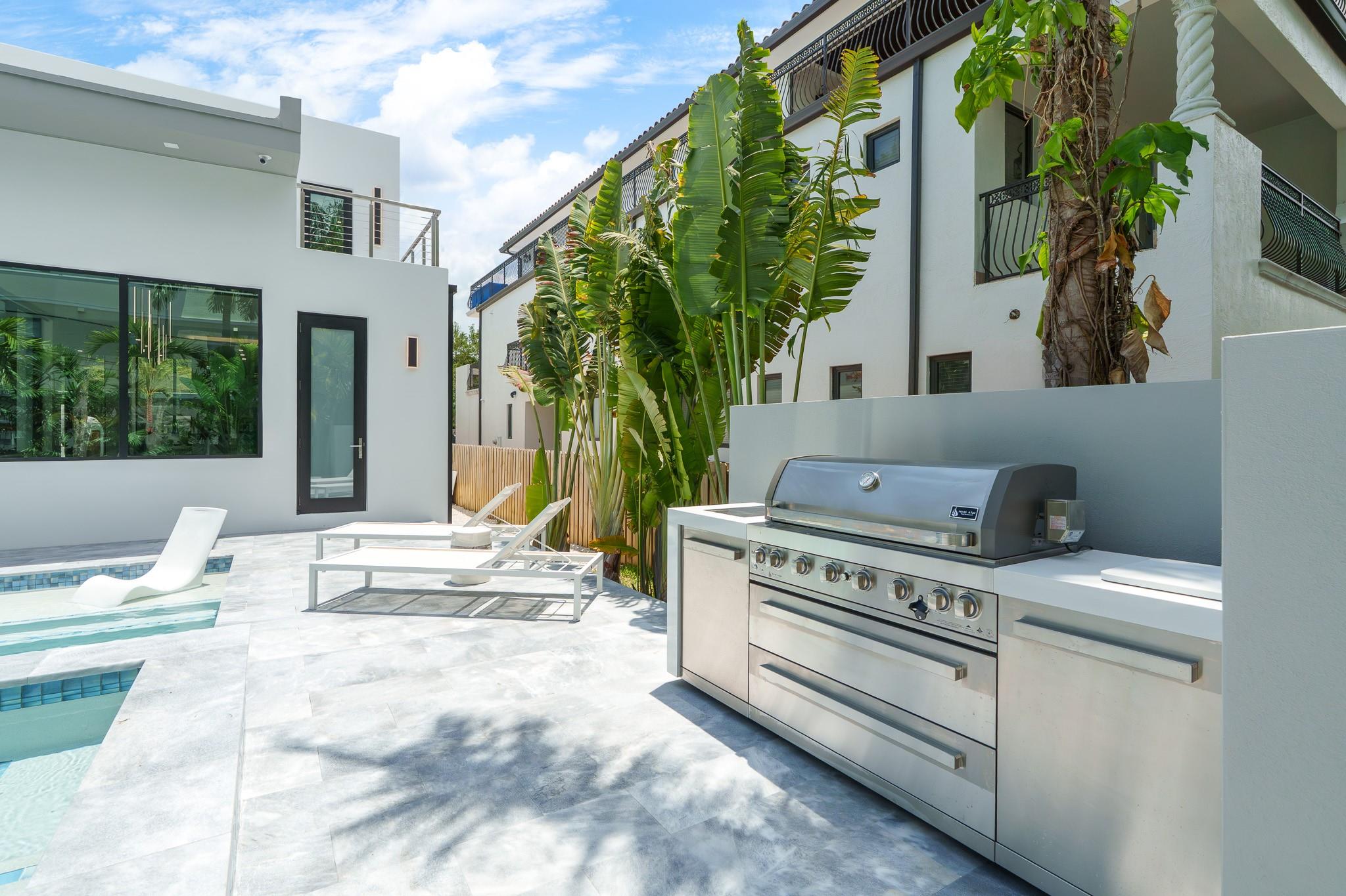 LAUDERDALE - Residential