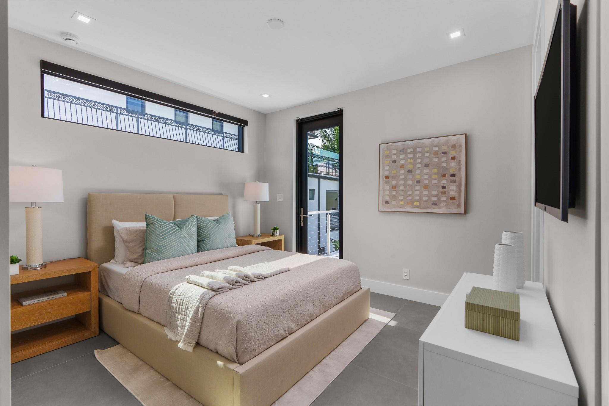 LAUDERDALE - Residential