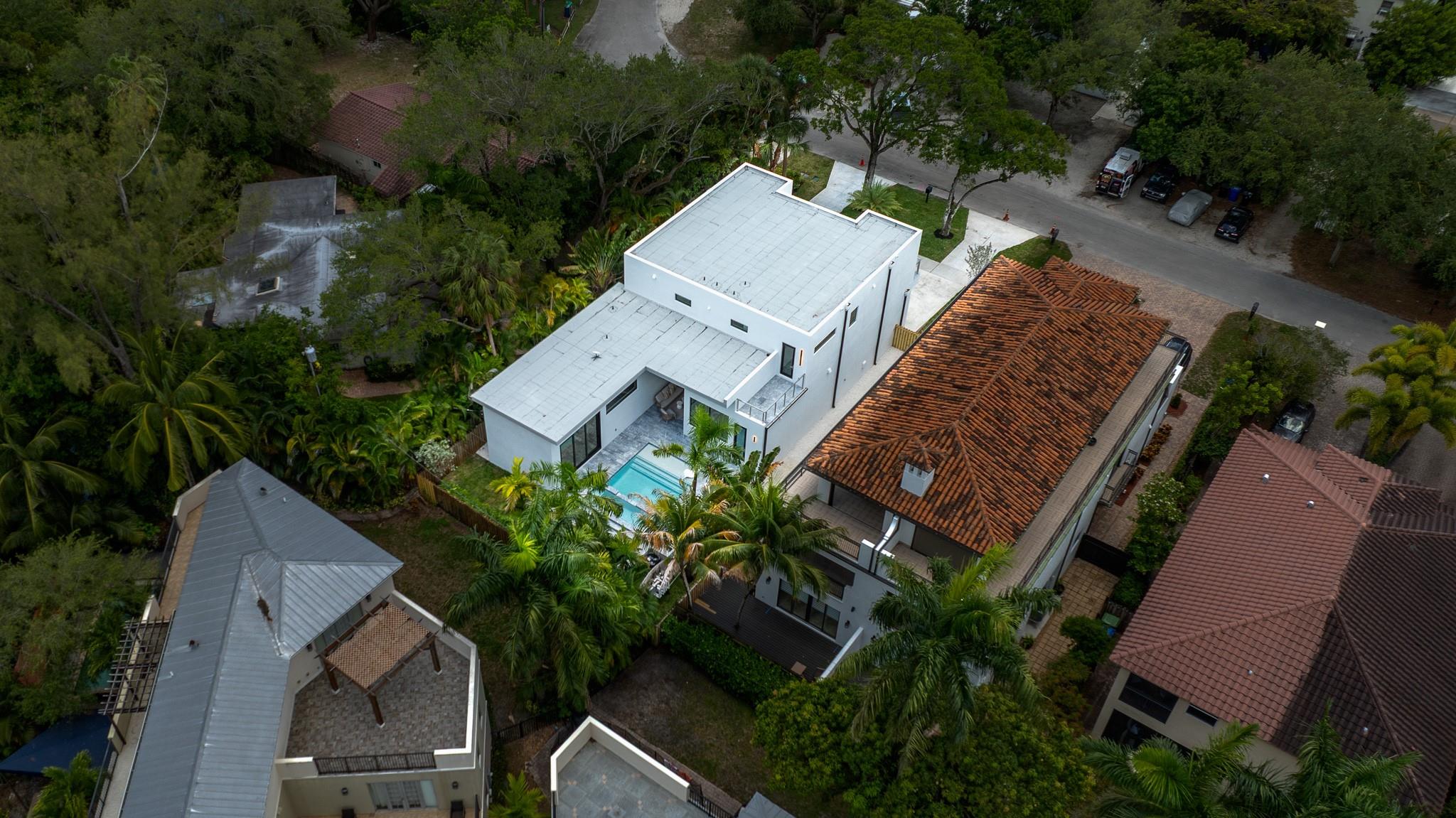 LAUDERDALE - Residential